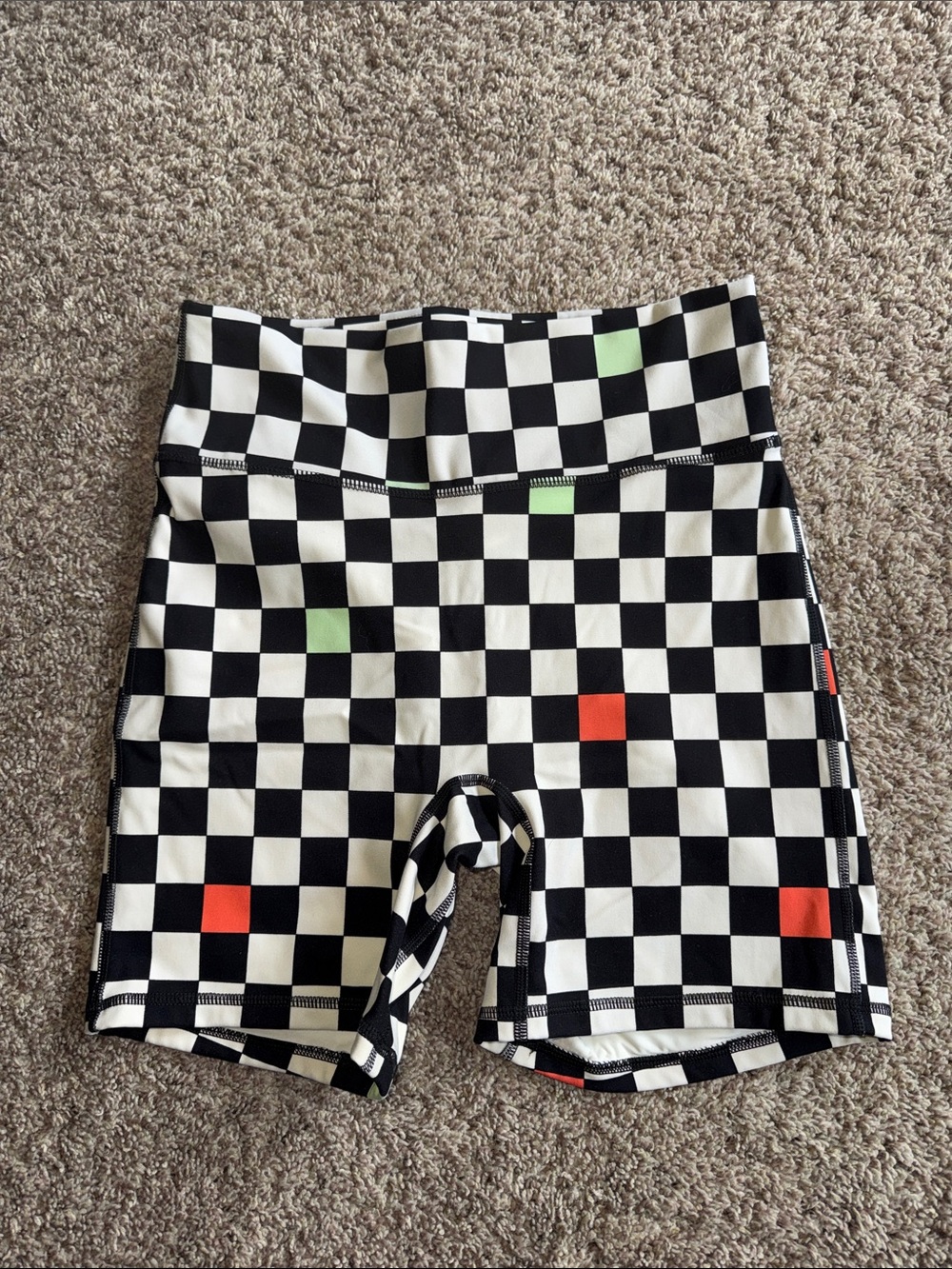 Fabletics high waisted checkered bike shorts size medium